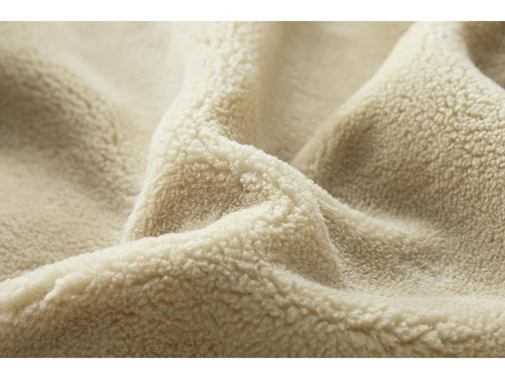 Men's Plush Fleece-Lined Suede Lapel Jacket: Business Casual, Versatile, Loose-Fit, Fashionable, Comfortable.