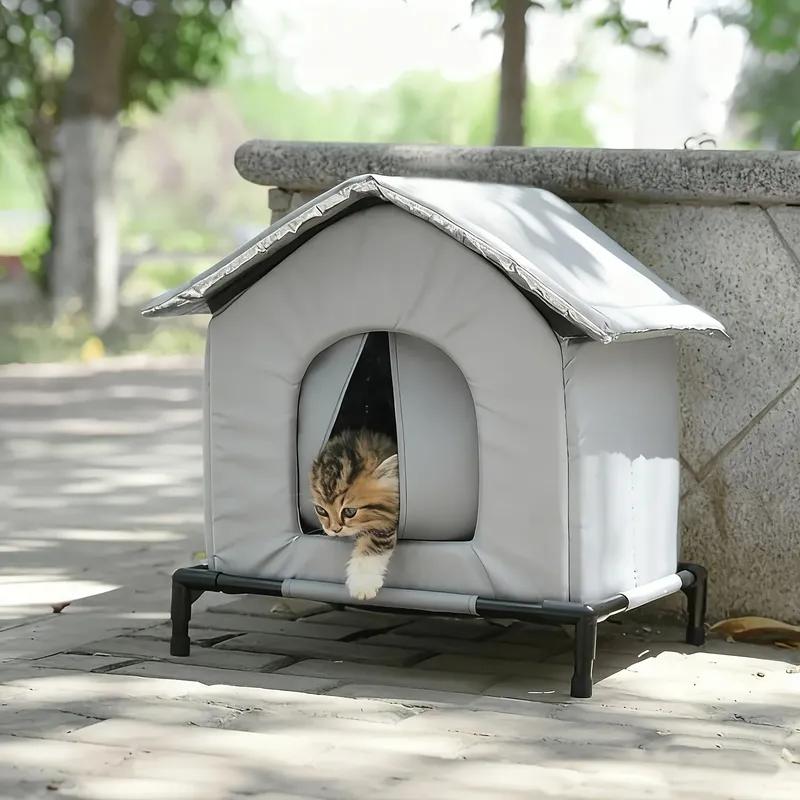 Outdoor Cat Shelter Heated Cat House Waterproof Insulated with Elevated Base Feral Cats Shelter Street House In Winter Yard