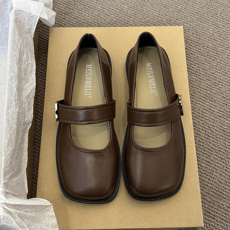 Französische Sandalen Damen Sommer flache Mary Jane Einzelschuhe 2025 neu vielseitig sanfter Wind Abendschuhe schwarze Lederschuhe