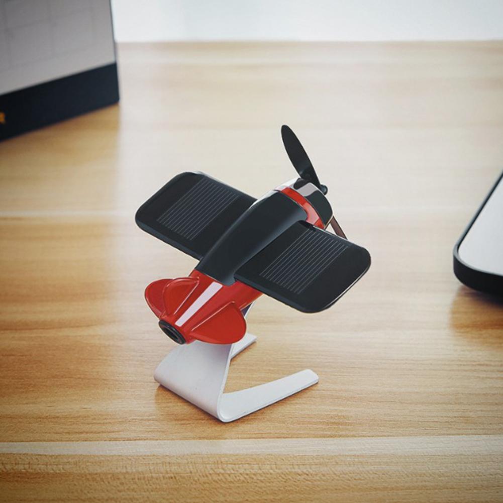 Solární model letadla na auto Ozdoby Styl Solárně poháněné letadlo pro dekoraci auta