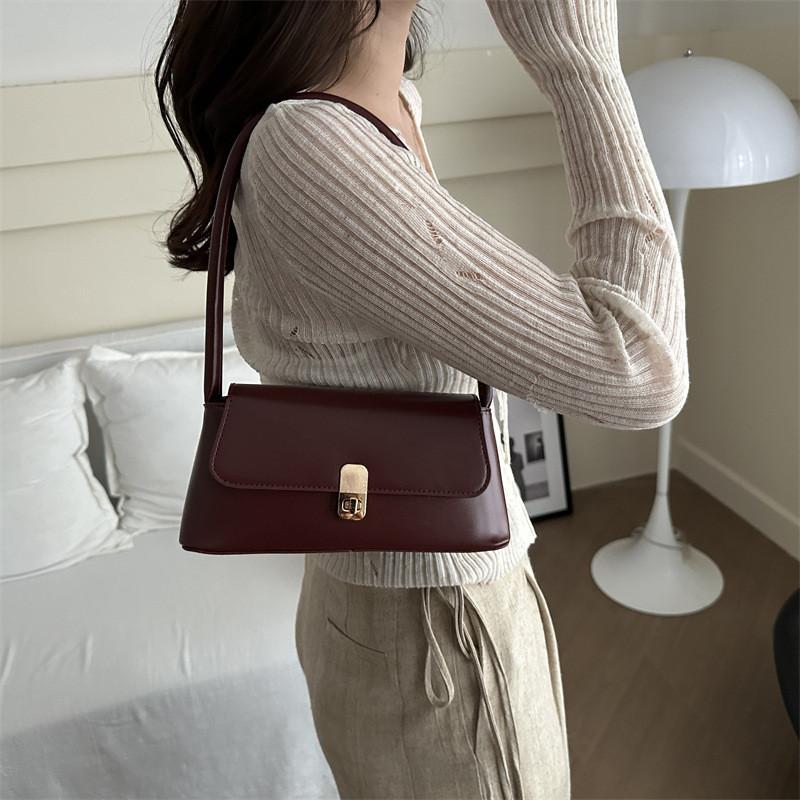 Trendy Street Style Women's Shoulder Bag Retro Small Square Bag For Everyday Use