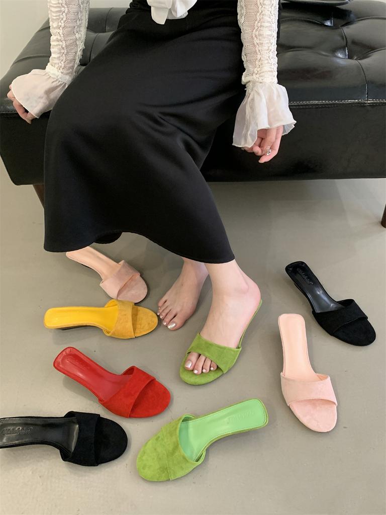 2025 Summer New Fashionable Versatile Niche Design Sense Retro Wedge Heel Sandals Square Head Open Toe High Heel Cool Slippers