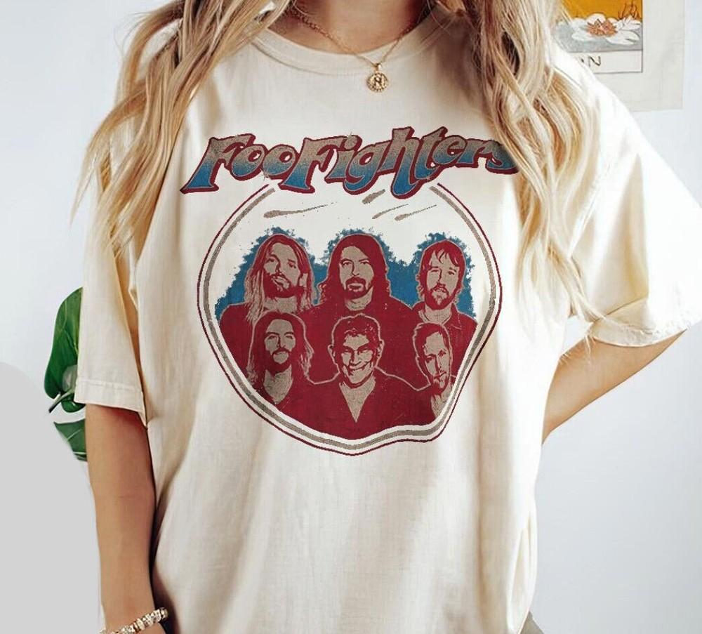 

New Foo Fighters T-Shirt Rock Music Shirt Unisex Short Sleeve Unisex T-Shirt XXL