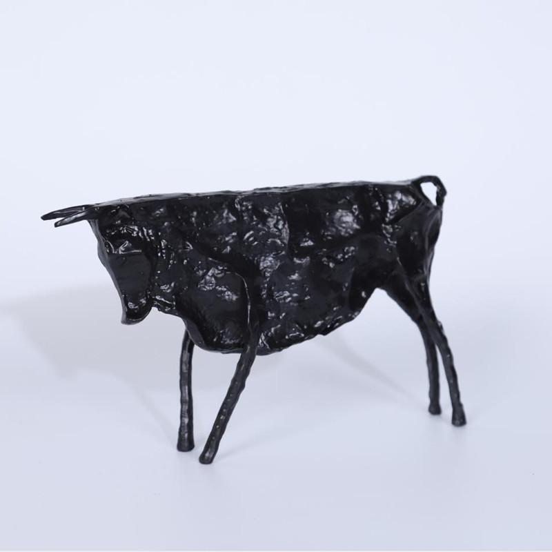 Picasso's Famous Sculpture of The Iron Cow, Abstract Art Cast Iron Black Cow Statue, Home Decoration, Gifts, Art Ornaments