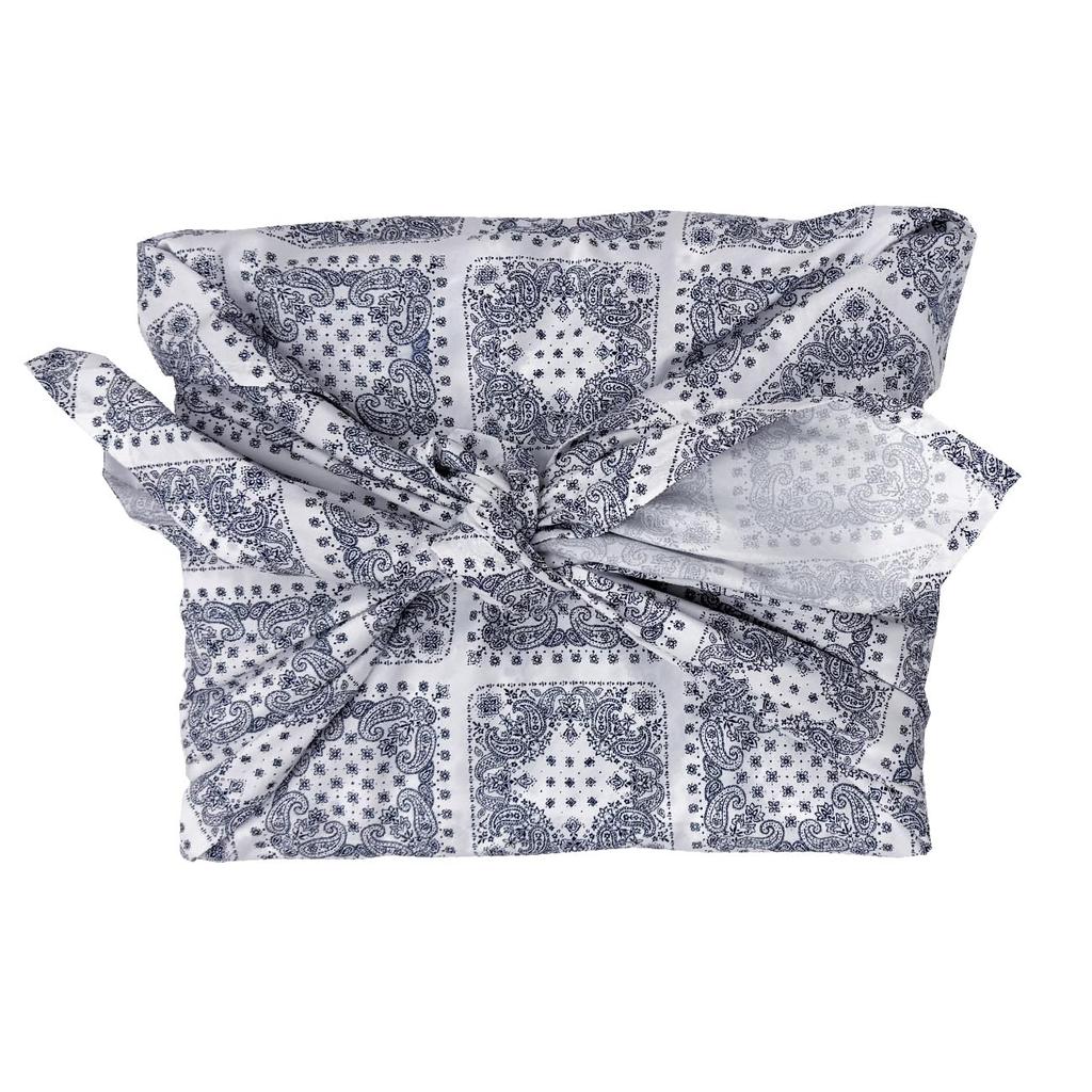Bandana Print Furoshiki Paisley 3 Made In Western Pattern Matthew's (Wrapping Cloth), 100cm, Pattern, Widths, 100% Cotton, Japan, Large, (White)