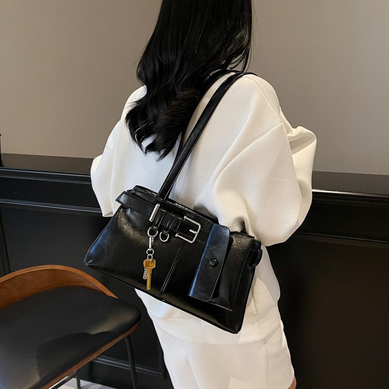 Handbag New Versatile Tote Bag Women's Large Capacity Casual Commuter Shoulder Bag