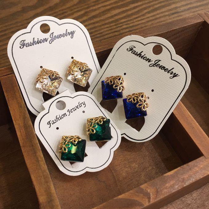 Pendientes Vintage con Clip de cristal y flor hueca para mujer, sin orificio para la oreja, joyería elegante para fiesta y boda