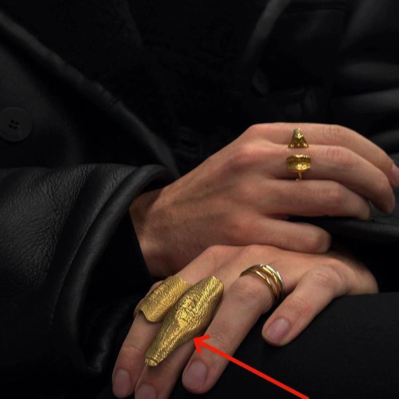 

2026 New Artistic Irregular Texture Knuckle Ring Hip-Hop Style Niche Full Finger Rings For Men And Women A1