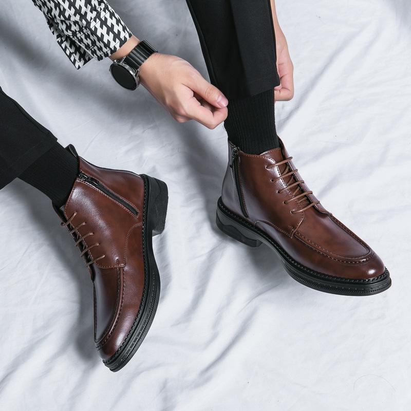 Autumn and winter new hairstylist short boots pointed boots British Martin boots high-top leather shoes inner height-increasing leather boots