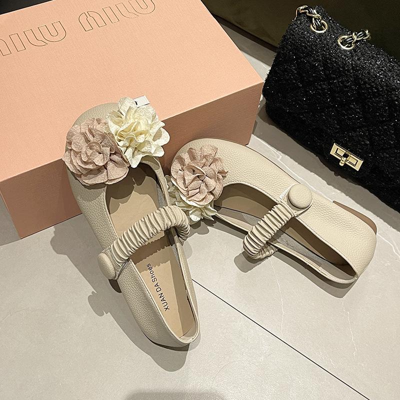 

Round head French with skirt flat-soled single shoes women s 2025 new spring and autumn retro small fragrant wind shallow mouth Mary Jane women s shoe 40 абрикосовый