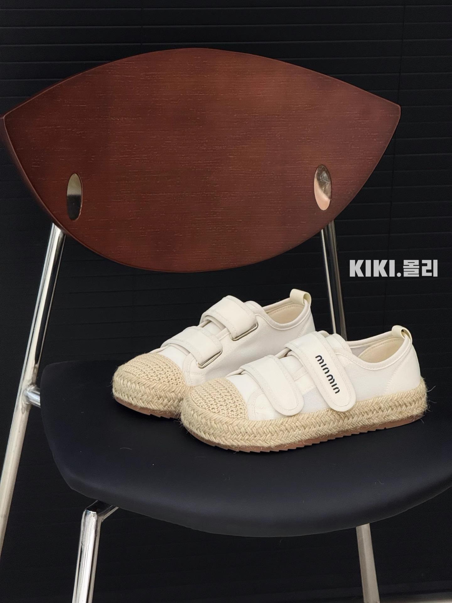 

Туфли-рыбаки на соломенной подошве на липучке в стиле сяосянфэн для девочек, лето 2025, новые, в сказочном стиле, универсальные, ленивые, плоские лоферы, одинарные туфли 35