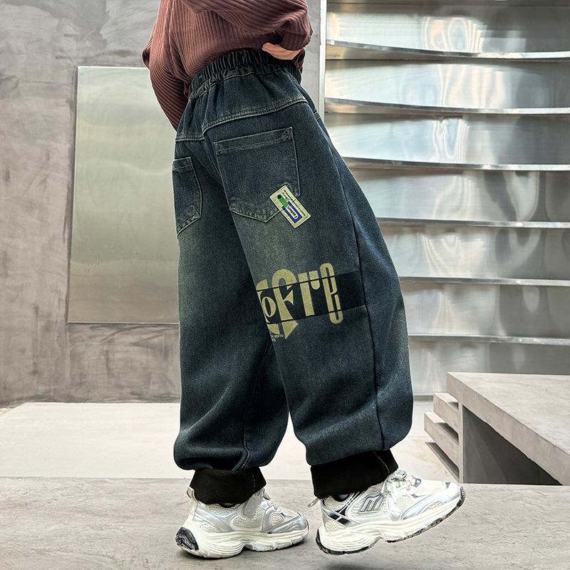 2025 Autumn/Winter Boys' Fleece-Lined Thick Jeans - Trendy & Warm One-Piece Pants for Kids
