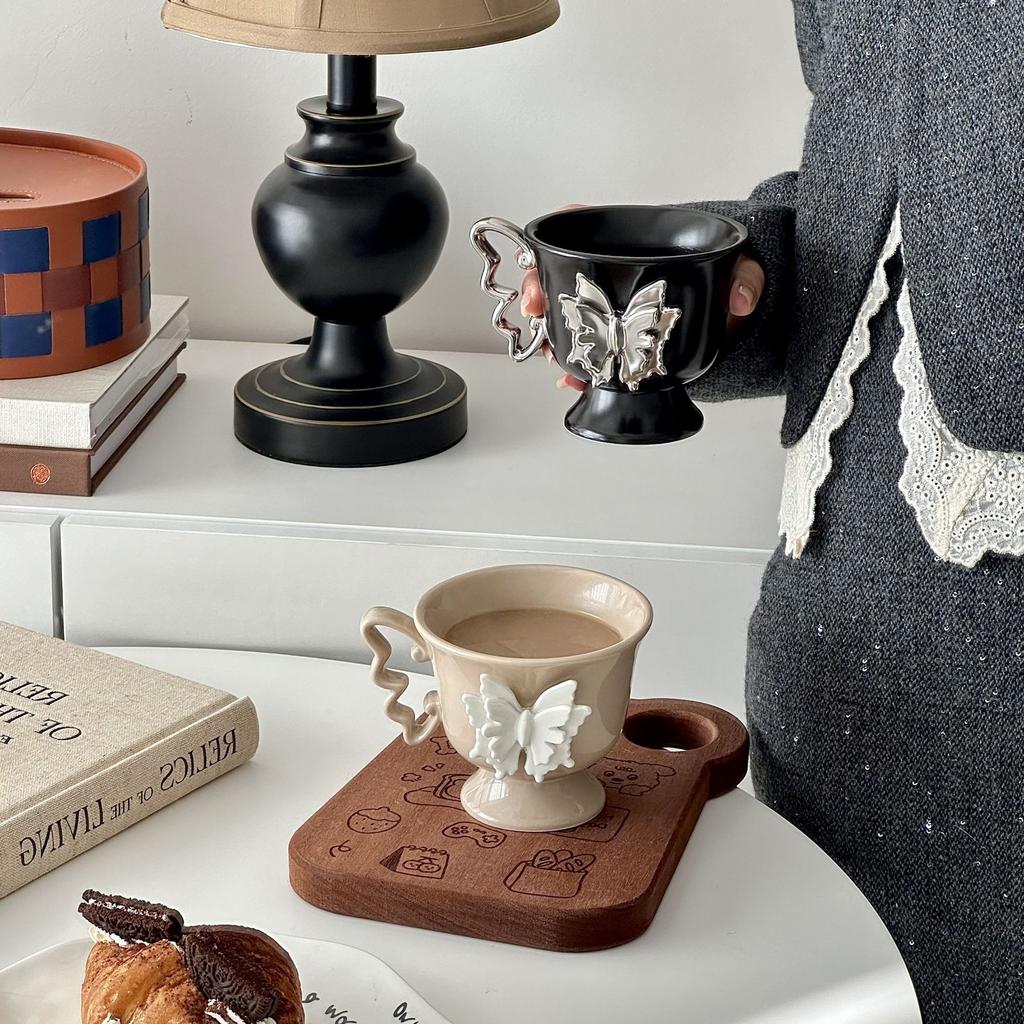 Kaffekoppar En Kopp En Tallrik Kreativa Muggar med Högt Utseende Keramiska Vattenkoppar