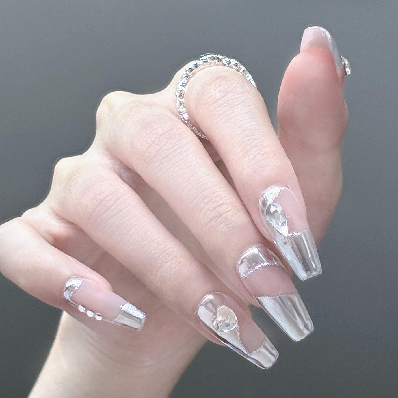 

European & American Style Irregular Crushed Diamond Magic Mirror Nail Pieces - 10 Pack Manicure Set. Small