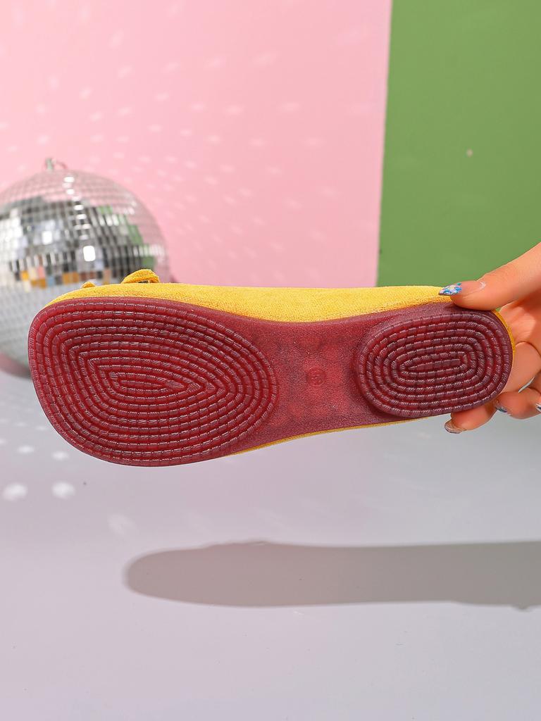 Large size women's shoes wide fat feet fat single shoes soft sole soft surface comfortable not tired feet Doudou shoes flat bottom versatile light m