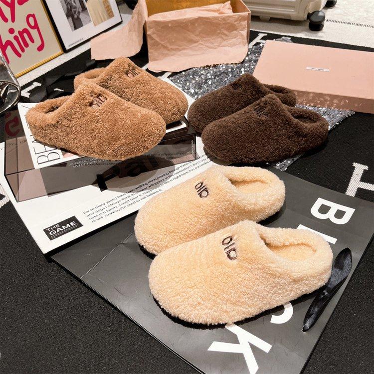 Xiaoxiangfeng bag head half slippers women's outer wear 2025 autumn and winter new thick-bottomed comfortable lazy fluffy cotton slippers tide