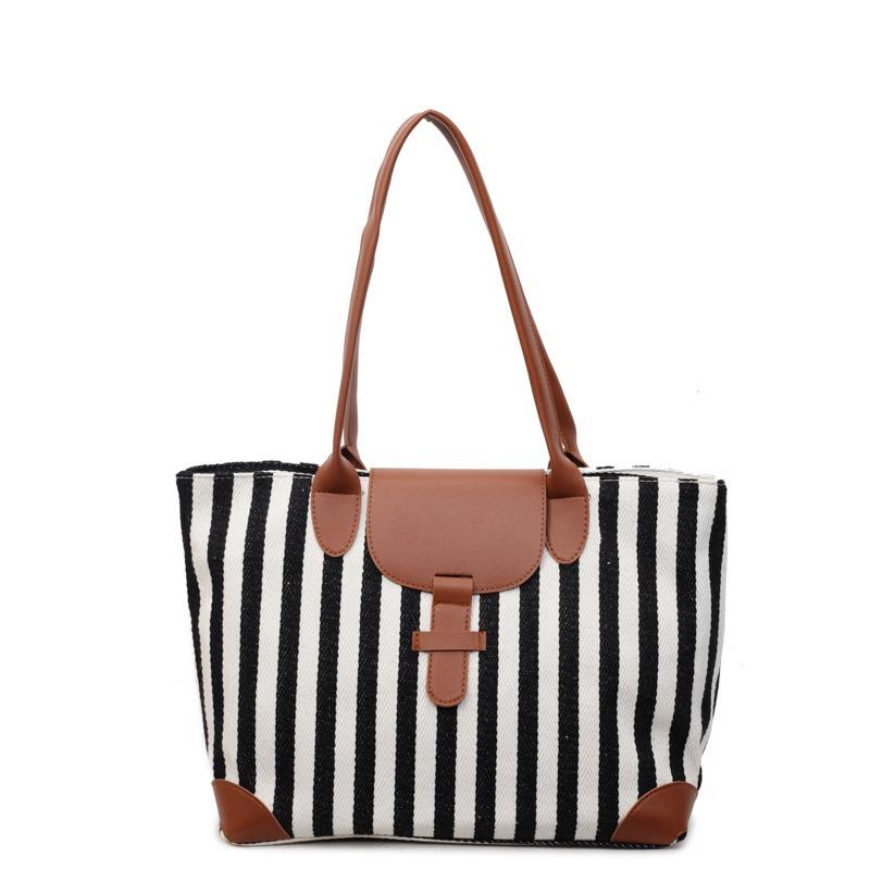New Large-capacity Fashion Simple Temperament Versatile Striped Flow Bag Portable Shoulder Bag Women