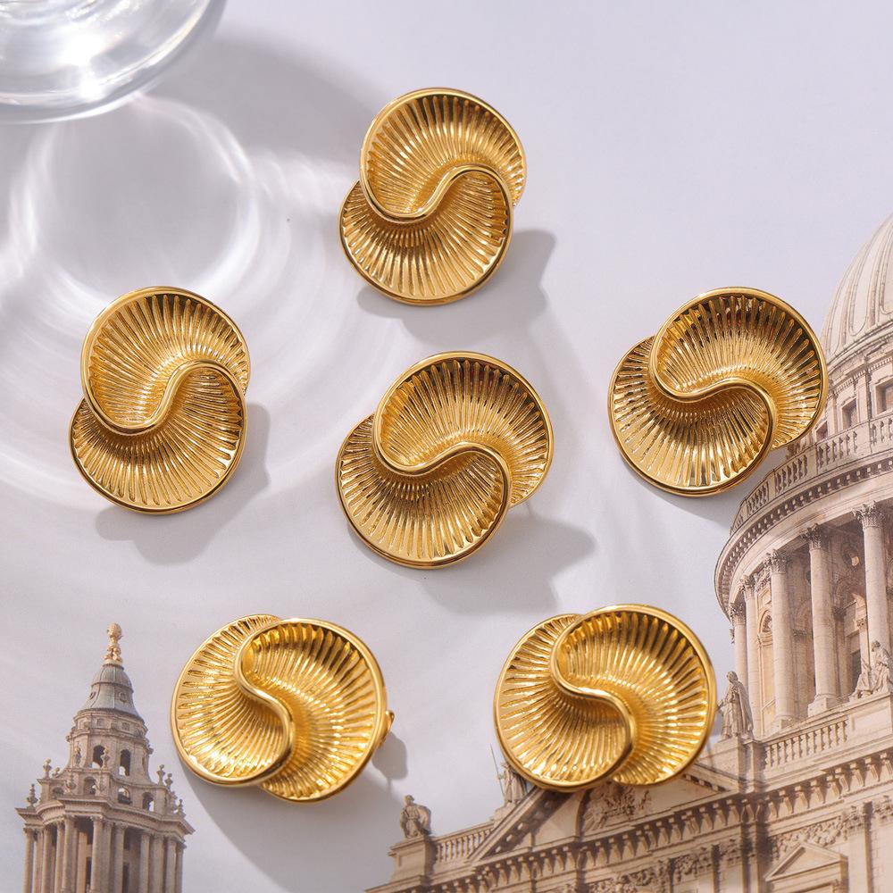 Titanium Steel Plated 18K Gold Water Drop Texture Spiral Earrings, The Same Asymmetric Color-Retaining Stud Earrings For Women