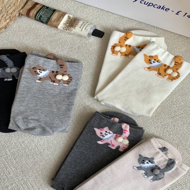 Niedliche Katzen-Ei-Socken Lustige Wadenlange Warme Socken Für Damen 3D-Katzendesign Winter Gemütliche Socken