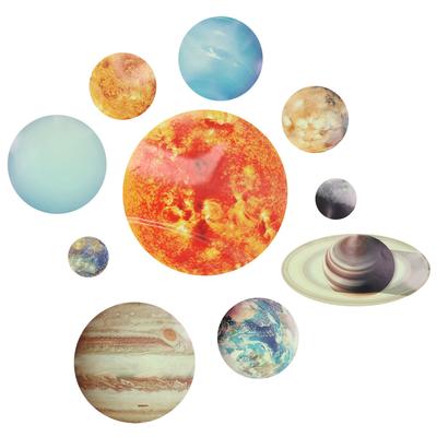 Leuchtender Wandaufkleber mit Sonnensystem-Thema, Heimdekoration für Kinderzimmer, Schlafzimmer  weniger als br mehr als