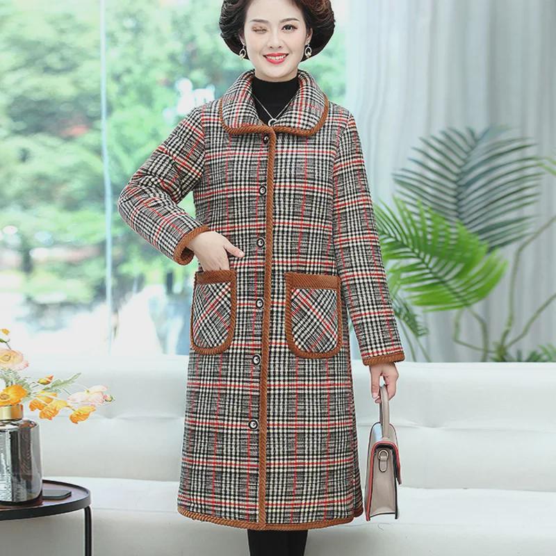 

Теплое бархатное пальто с цветочным принтом и кристаллами для женщин среднего и пожилого возраста 5XL (75-80 kg)