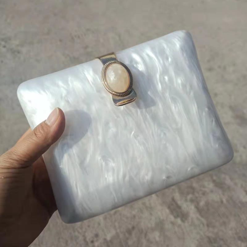 Women's Bag Crossbody Chain Acrylic Shell Square Shoulder Box Small Pearl Summer Evening Wedding Bags Travel Gold Clutch Ball