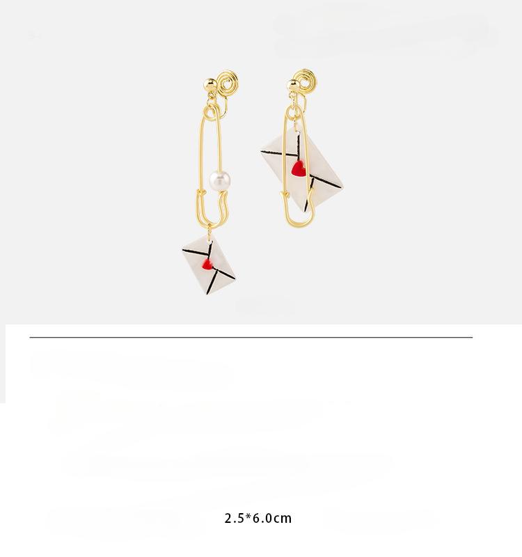 Asymmetrical Female Love Letter Earrings Cute Fashion Mosquito Coil No Piercing Ear Clip