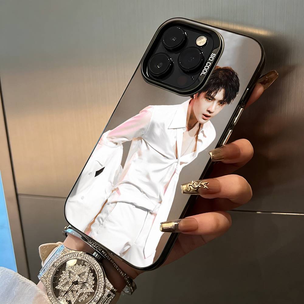 Young pop idol-W-Y-B-W-ang Yibo Phone Case For IPhone17 16 11 12 13 14 15 16 Pro Max Plus Cover Colored Silver Funda Bumber