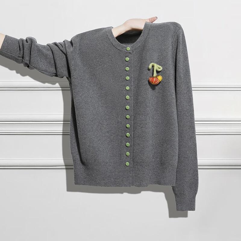 Women's 3D Decorative Round Neck Knit Cardigan