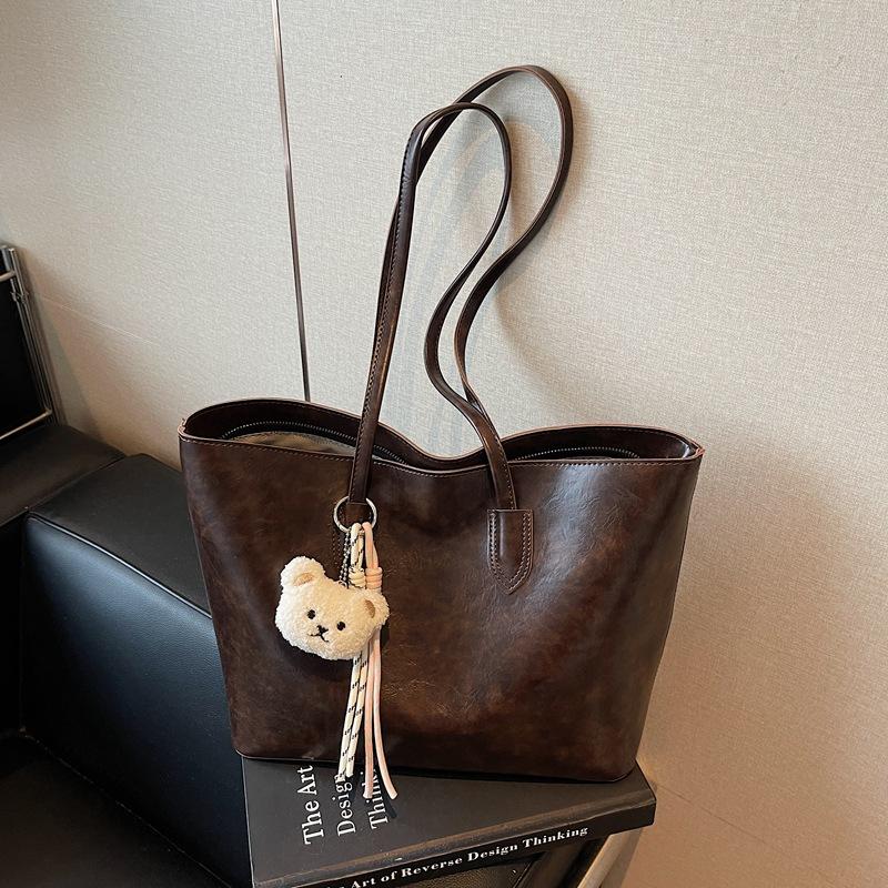 Large Capacity Bag Women's Versatile Fashion Shoulder Bag Student Class Commuter Armpit Bag