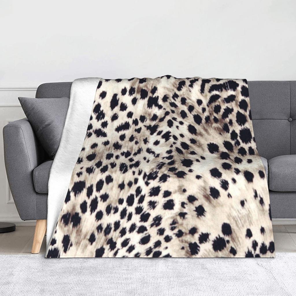 Black and White Snow Leopard Pattern Blanket Fleece Autumn Multi-function  Soft Throw Blankets for Sofa Couch Bedding Throws