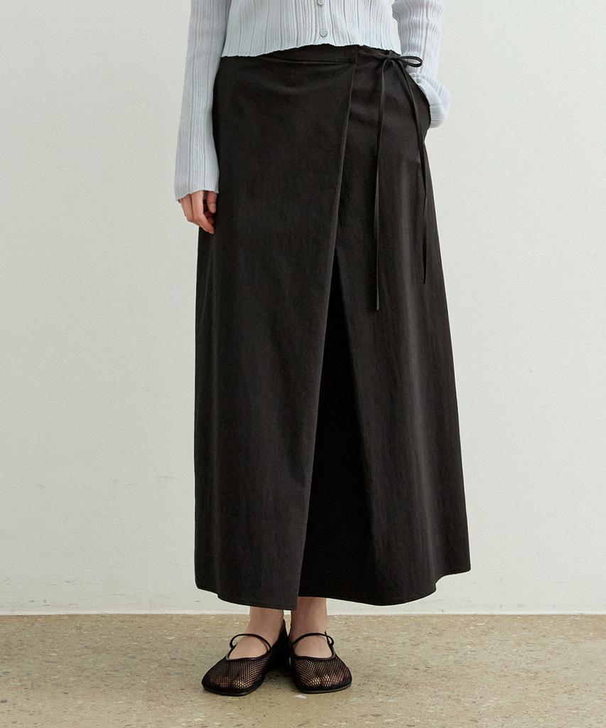 Artid Natural Drape Wrap Skirt_Black