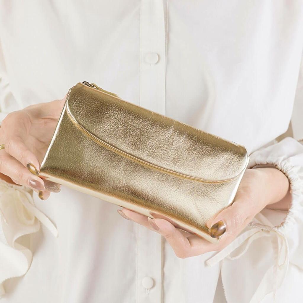 Barcos Metallic-Leder Lange Geldbörse für Damen, 11 Kartenfächer, Scheinfach, Münzfach, Magnetverschluss, Elegantes Glänzen, Beliebtes Silber