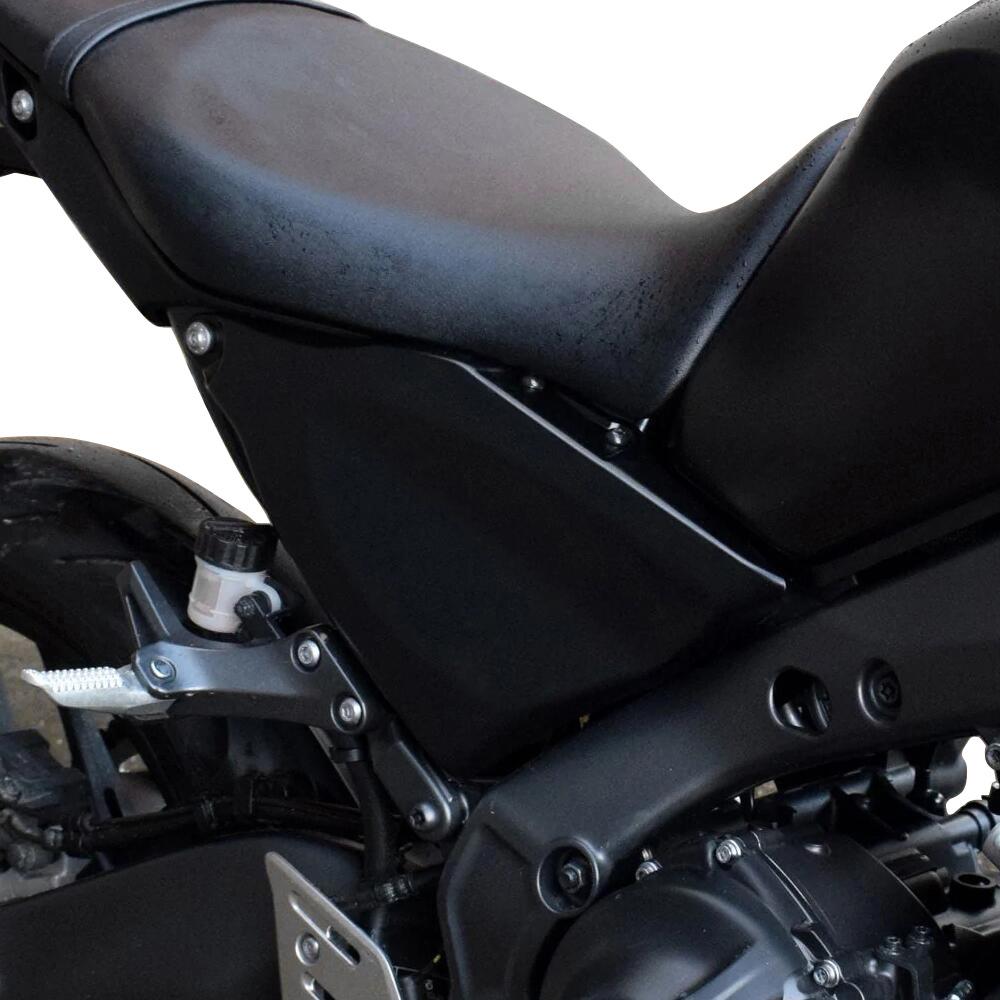 Yamaha MT-09 SP 21-23 Seat Side Panel Heat Guard