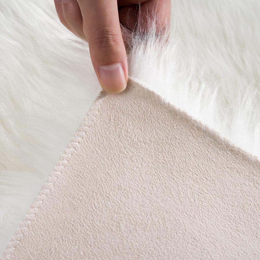Langer Streifen Teppich Flauschig Weich Kunstfell Plüsch Schlafzimmer Nachttisch Teppiche Mädchenzimmer Weiß Wohnkultur Teppiche Pelziger Stuhl Kissen