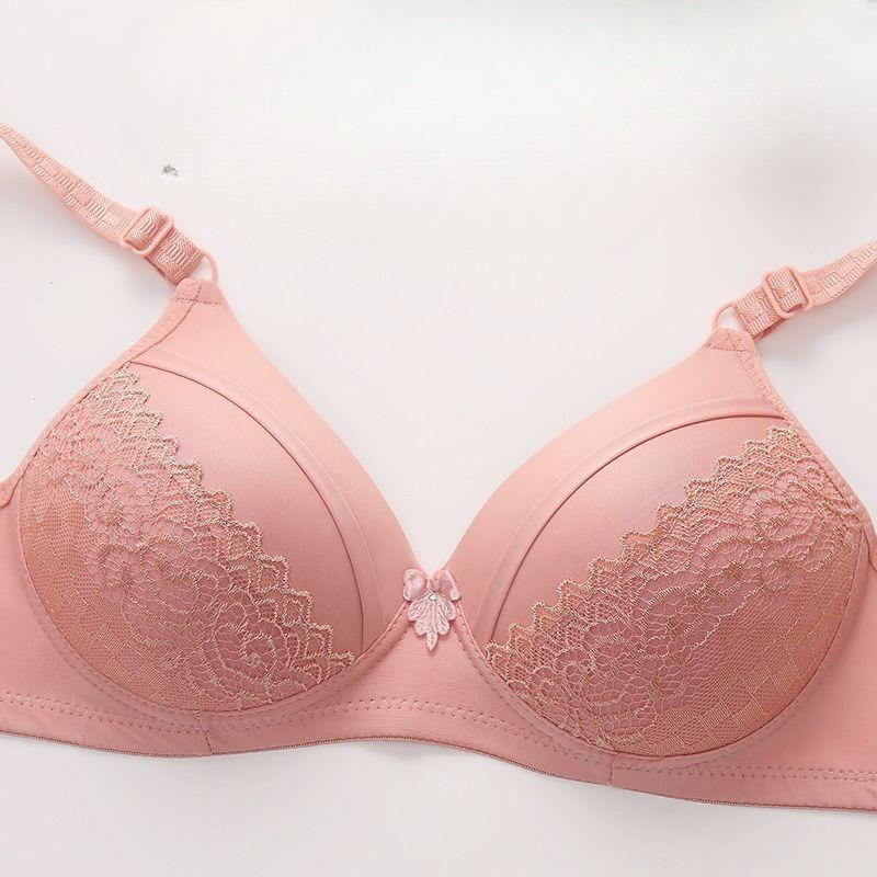 Plus Size Full Coverage Wireless Bra for Mature Women Thin Breathable Supportive Push-Up Comfort Adjustment Bralette for 40-50 Years Old