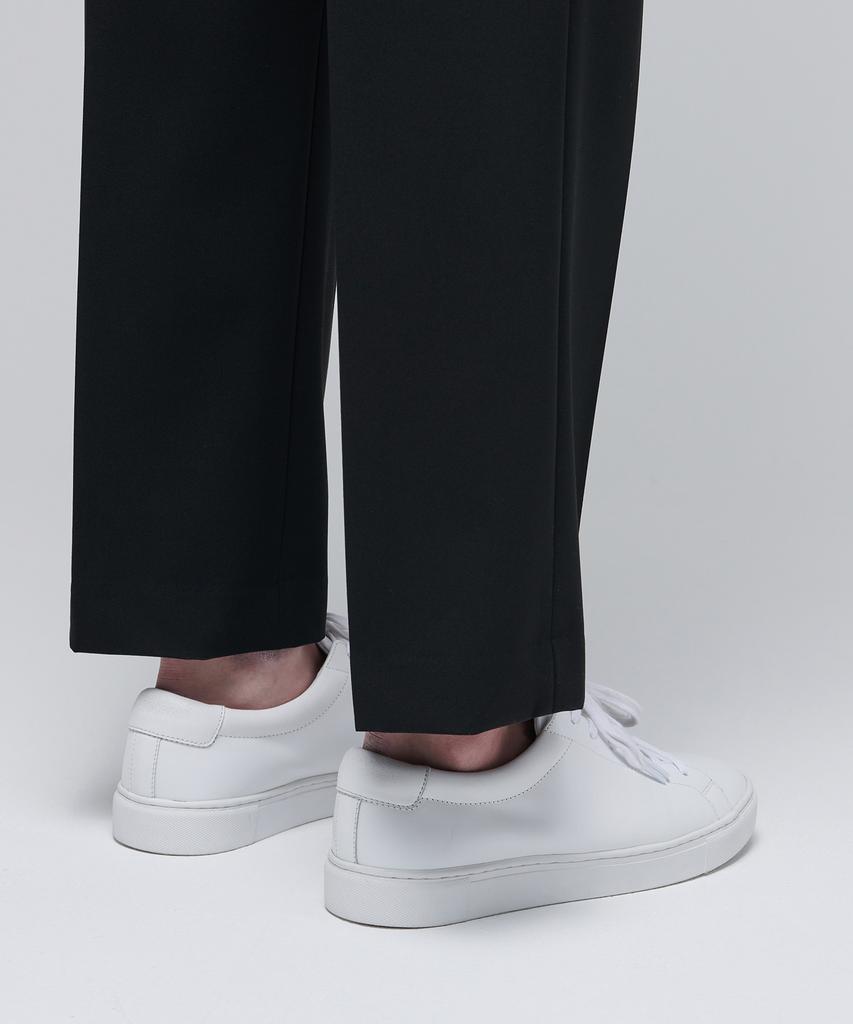 Musinsa Standard Lightweight Wide Hidden Banding Crop Slacks [Black]