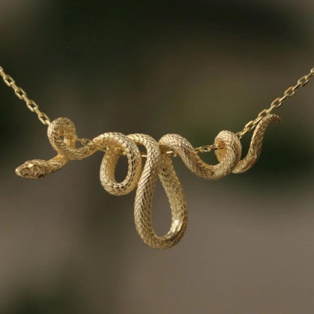 Punk Originality Snake Pendant Necklace Winding copper Color Unique Men Women Hiphop Neck Jewelry Statement Snake Choker Gifts