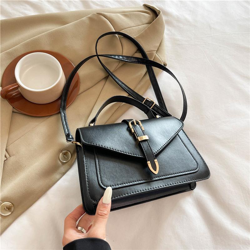 

Chic Black Pu Small Square Shoulder Bag Stylish Vintage Design For Everyday Use чёрный