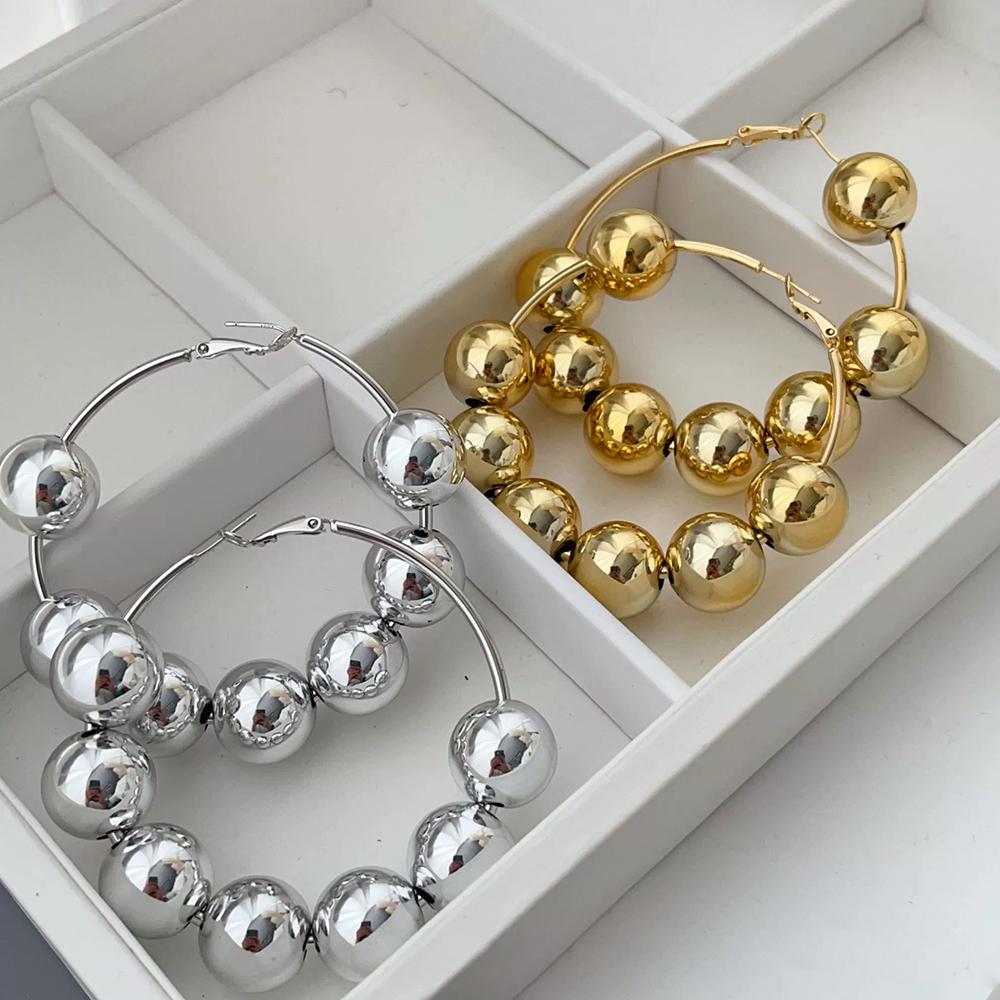 2025 new French retro beaded earrings Female Korean version simple personality earrings studs earrings Fashion jewelry accessori