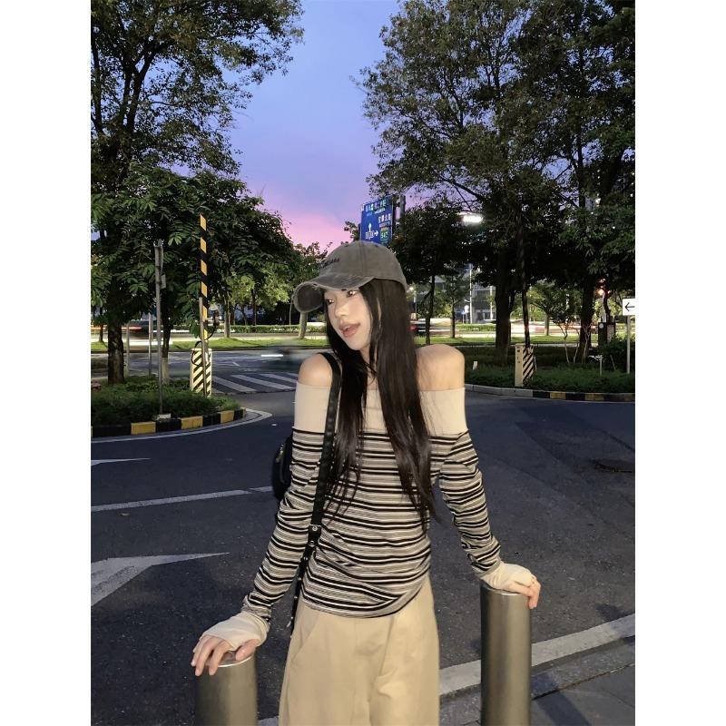 Temperament Contrast Striped Long-sleeved T-shirt for Women Spring New Slim Design One-shoulder Top