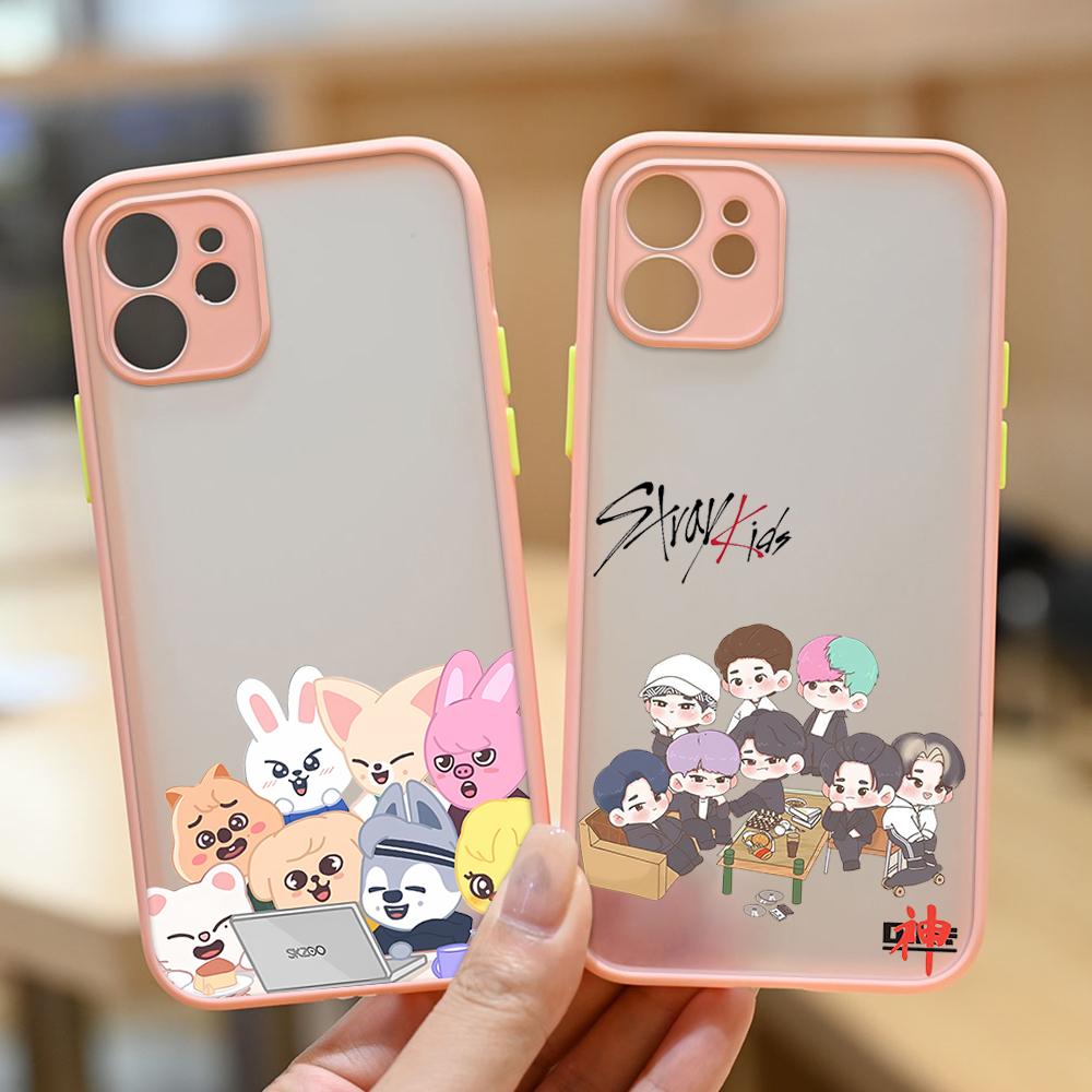 Nurkorki 2 Pièces Noir Coque Pour IPhone 8 IPhone 7 IPhone SE 2022/2020 4,7",Etui Avec Kpop Stray Kids Skzoo Motif Housse,Silicone TPU Cartoon Antichoc Protection Case Cover Pour Fille,Skz Fans,Anime