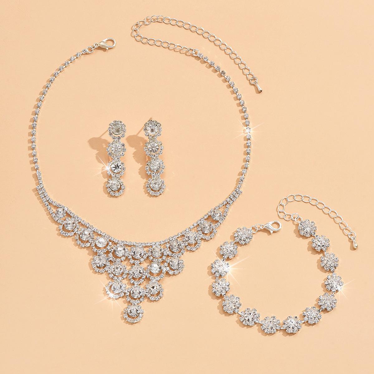 

Свадебные аксессуары комплект ожерелье со стразами серьги комплект вечернее платье универсальная цепочка на ключицу свадебный комплект ювелирных изделий для женщин