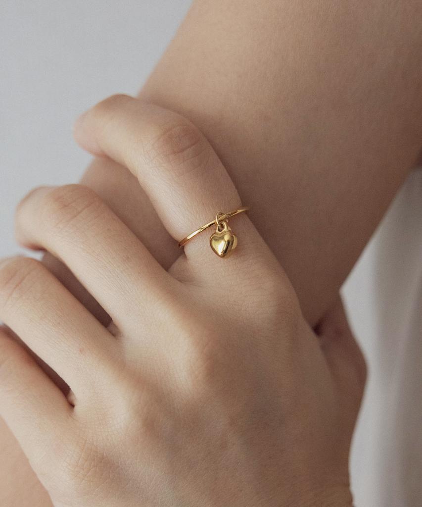 Merrymotive Small Heart Simple Surgical Ring