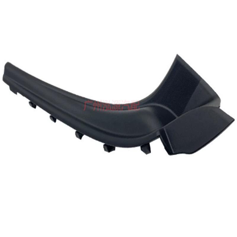 Le coperture per il parafango anteriore 66894-1HM0A e 66895-1HM0A sono adatte ai modelli Nissan Sunny N17.