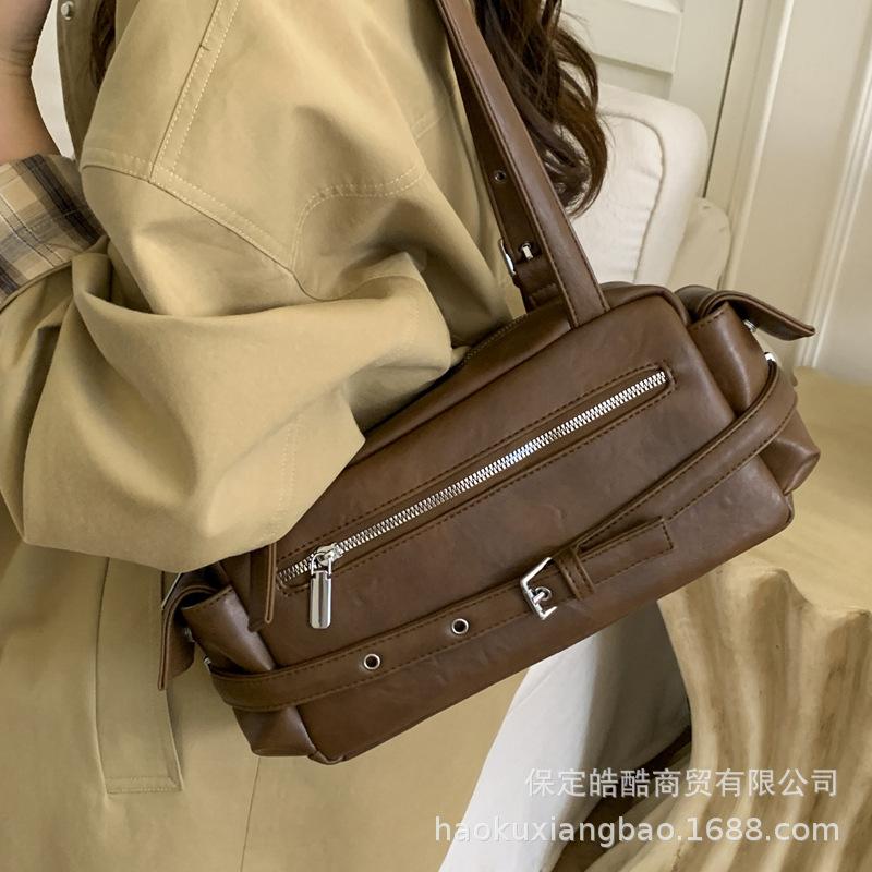 Retro bag women's large capacity 2025 new autumn and winter casual shoulder armpit bag high-quality texture work commuter bag