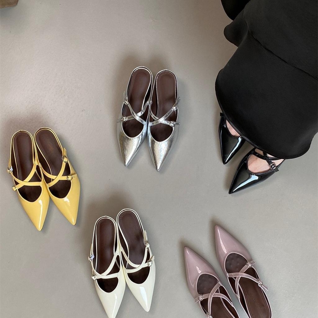 Retro Pointed Head Half Slippers Women's Shoes Wear Thick Heels Pointed Lazy Cool Slippers Summer