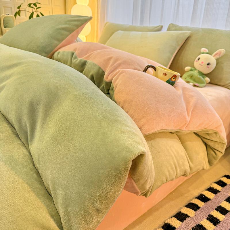 Thickened Milk Fleece Solid Color Contrasting Color Double-Spell Four-Piece Set