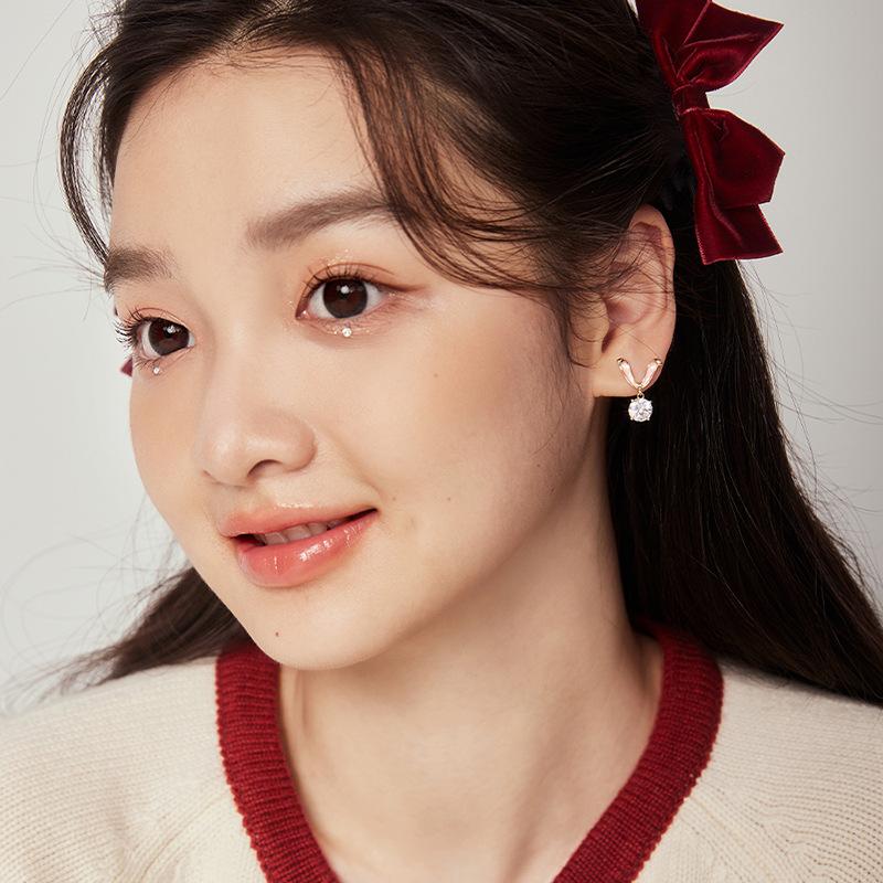 Pink Ear Zircon Rabbit Earrings Women'S Autumn And Winter Niche Design Sense Advanced Sense Rabbit Ear Stud Earrings Tide