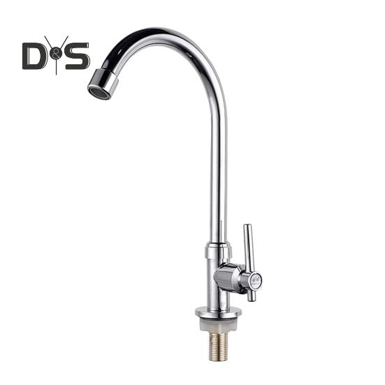 Kitchen Sink Faucet 360-Degree Rotatable Universal Easy To Install Single Hole Single Handle Cold Water Kitchen Faucet